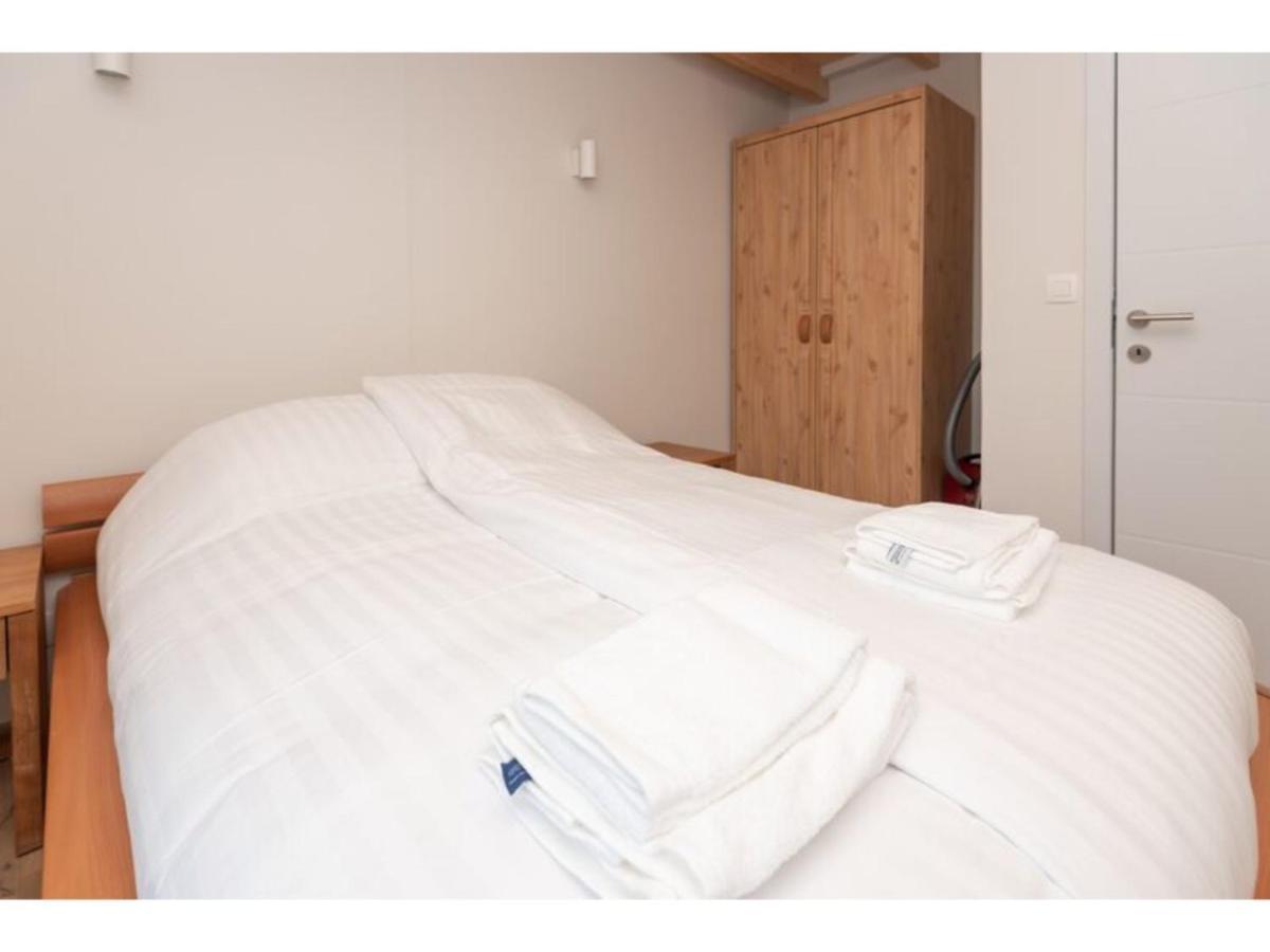 Quiet Location Yet Close To The Beach And Center Large Enclosed Garden 레네세 외부 사진